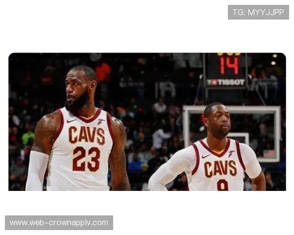 勒布朗家的冰箱里居然连冰块都要按克称着用？