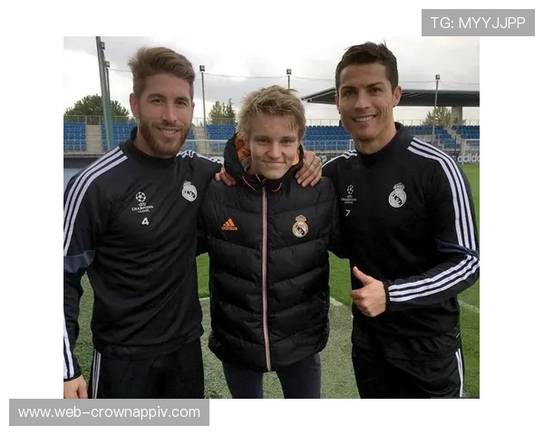 奥尔莫与厄德高组织型前腰效率对比分析