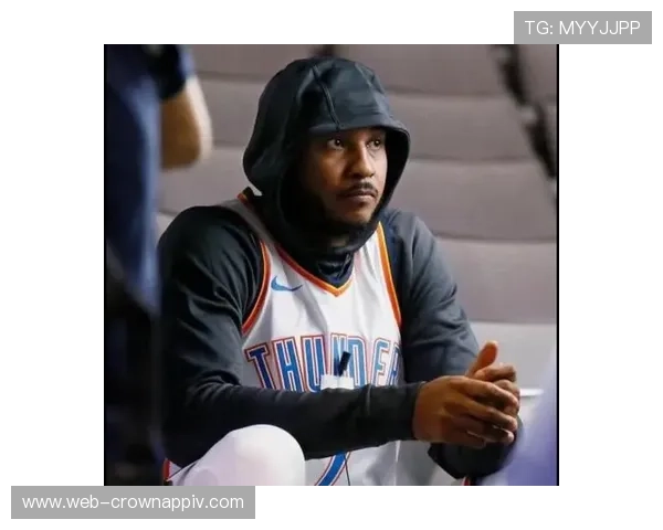 安东尼从单打转无球 拉开空间提升队友三分