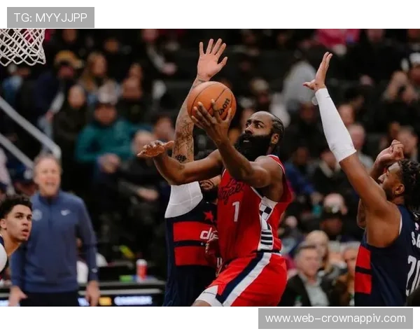 哈利伯顿挡拆传导提升效率 拉开篮网防线得分空间