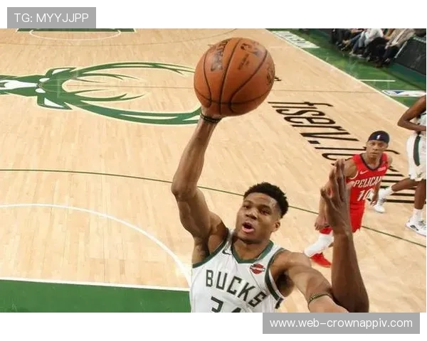 内线核心奥卡福利用挡拆频繁制造得分机会提升球队内线效率