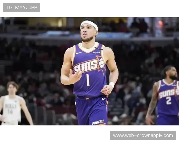 德文·布克连续三场关键时刻突破拉开比分差距